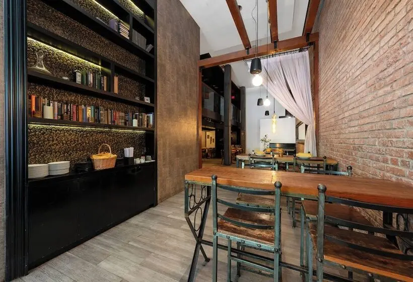 The O Hotel, Trademark Collection By Wyndham