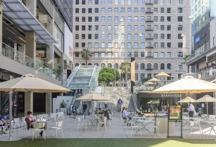 The O Hotel, Trademark Collection By Wyndham