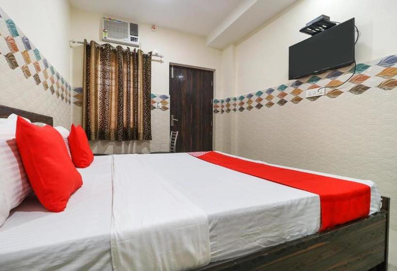 בית מלון כפרי Oyo 49095  K Fort