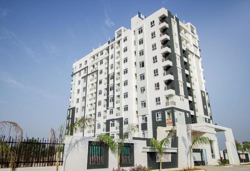 هتل Oyo 64195 Aryans Accommodations