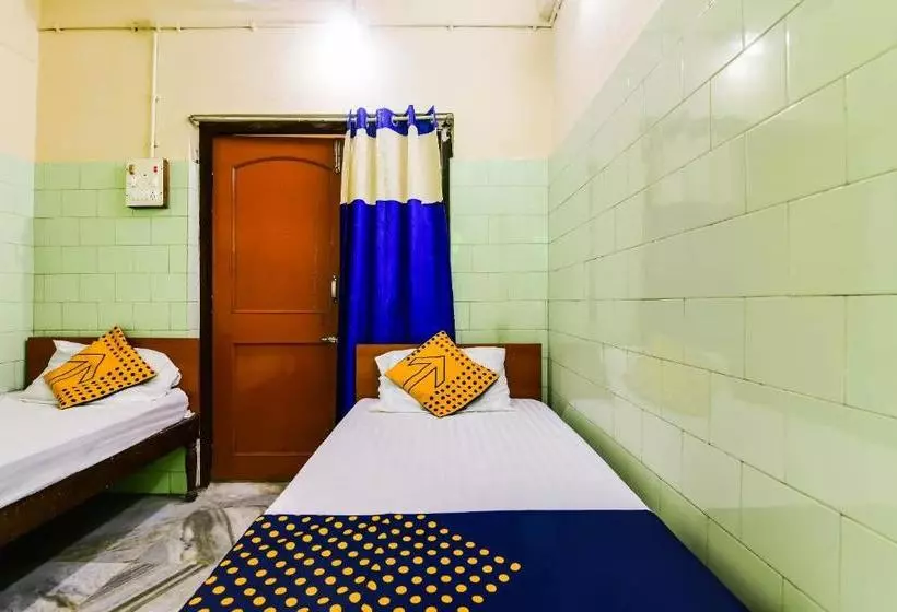 Hotelli Spot On 62643 Ashirbad Guest House