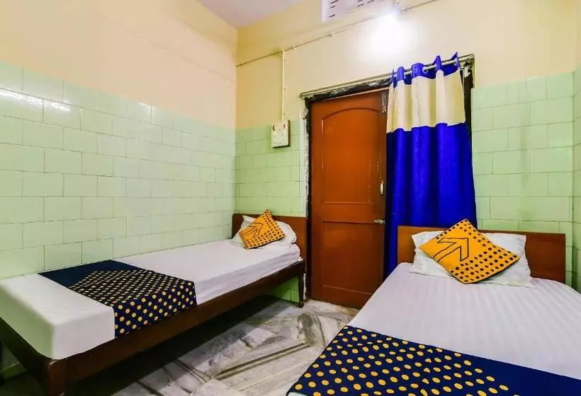 Hotelli Spot On 62643 Ashirbad Guest House