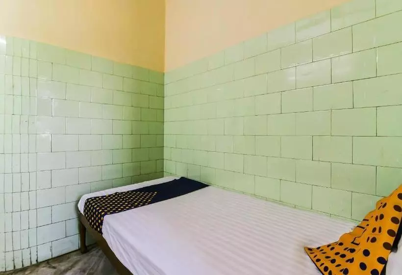 Hotelli Spot On 62643 Ashirbad Guest House