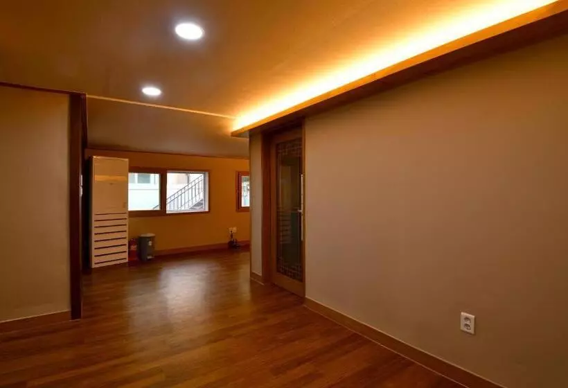 Majatalo Guma Modern Hanokstay