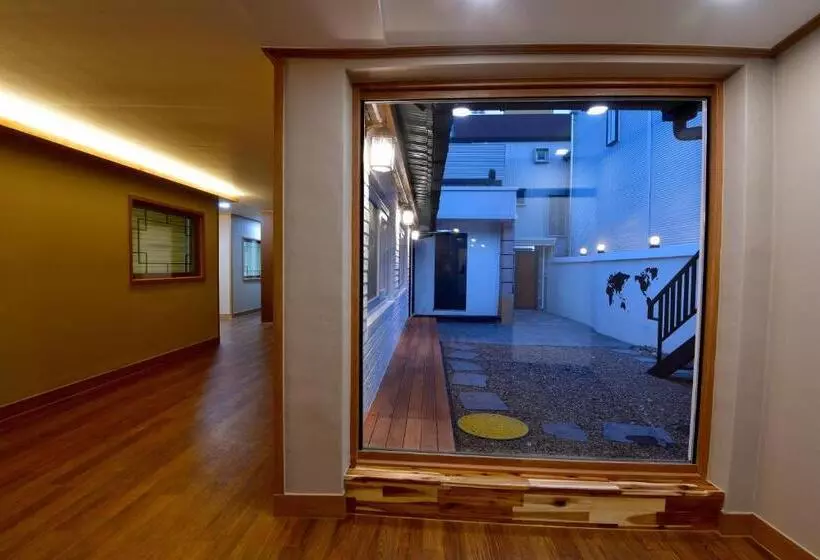 Majatalo Guma Modern Hanokstay