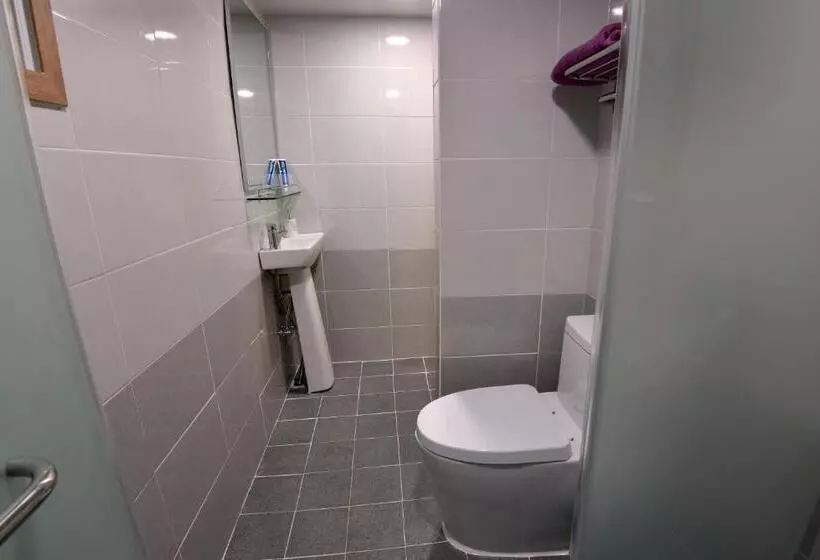 Majatalo Guma Modern Hanokstay