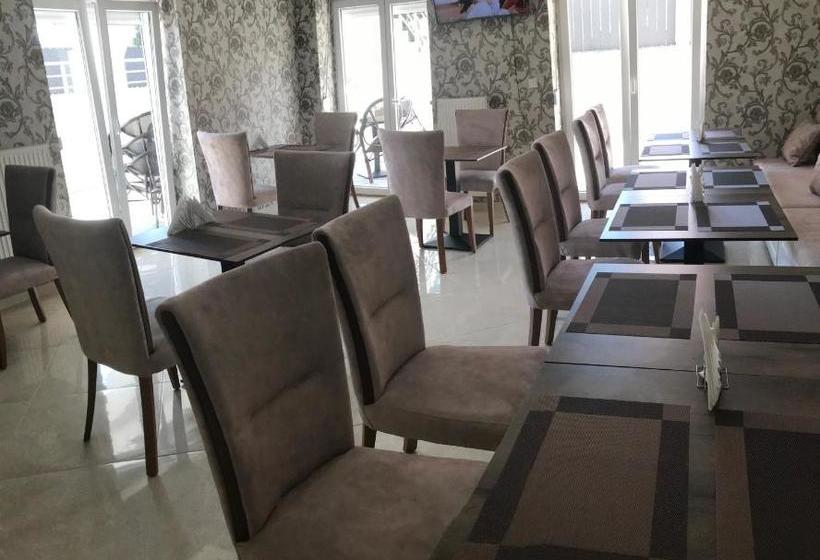 ホテル Alenso Guesthouse