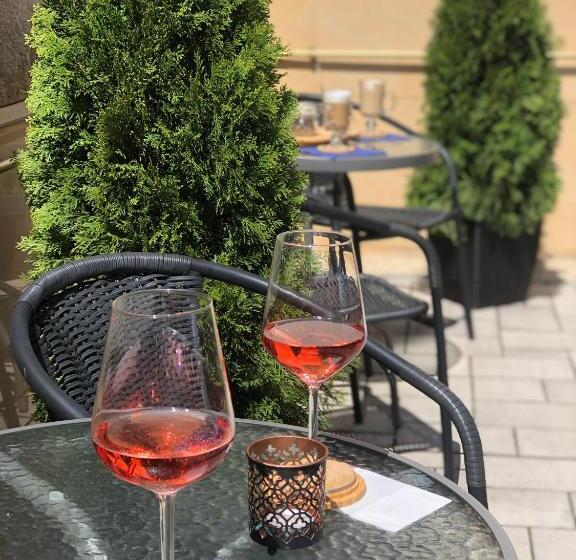 ホテル Alenso Guesthouse