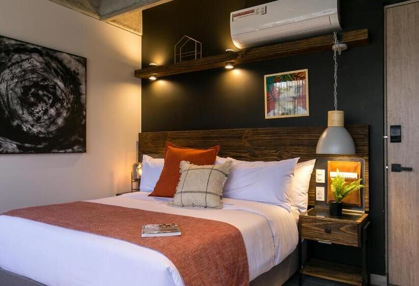 هتل Factory Lofts