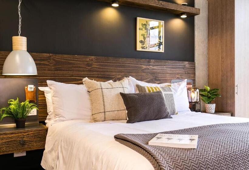 هتل Factory Lofts