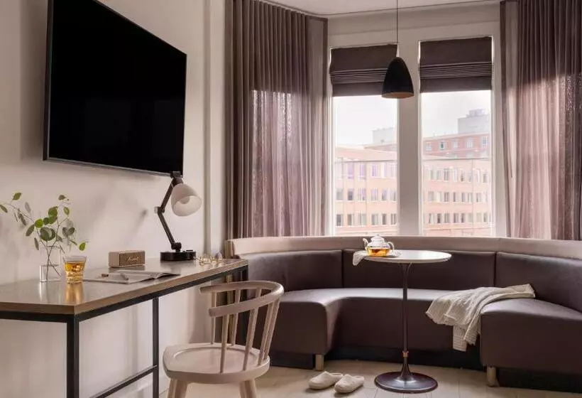 Hotelli Sonder 907 Main