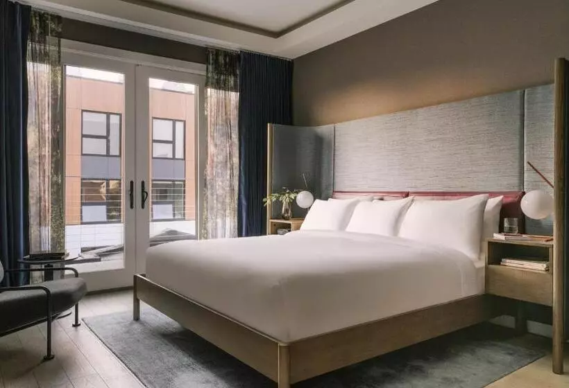 Hotelli Sonder 907 Main