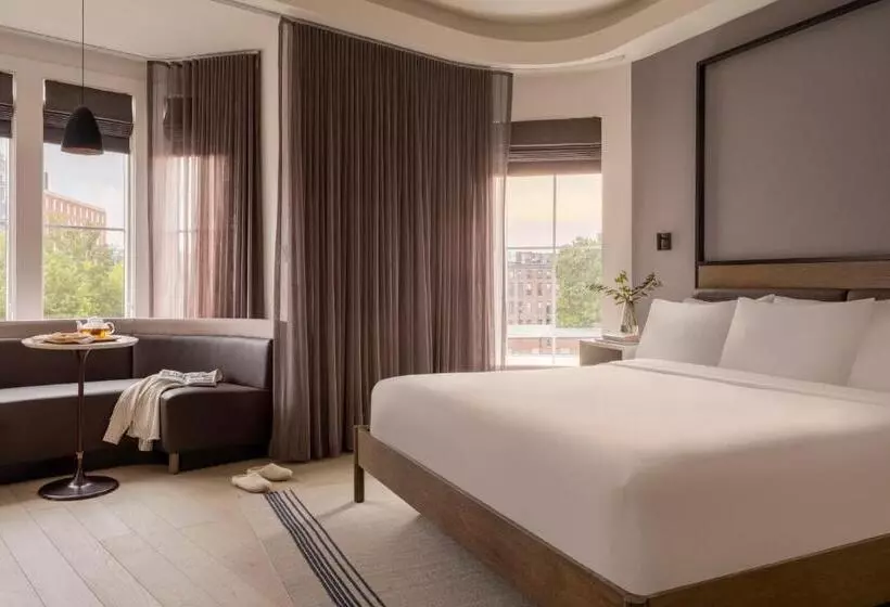 Hotelli Sonder 907 Main