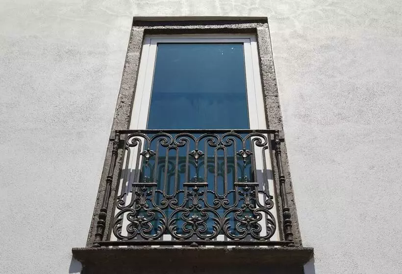 The Holy Cow  Hostel & Suites