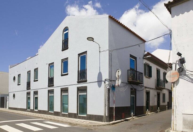 The Holy Cow Hostel & Suites