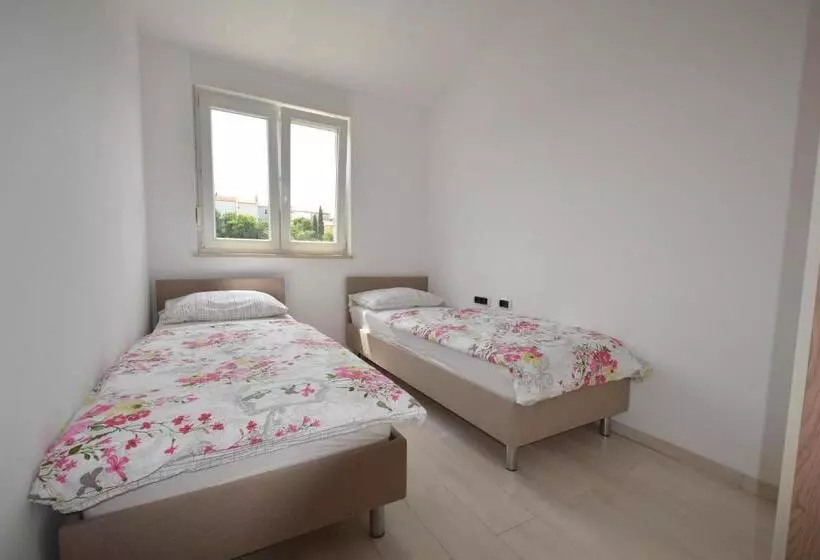 Apartment Nevena