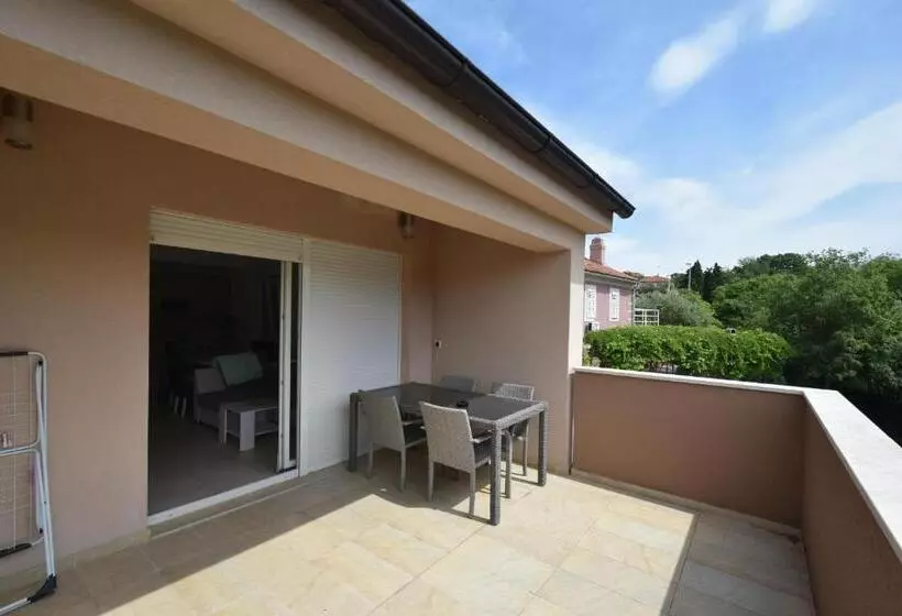Apartment Nevena