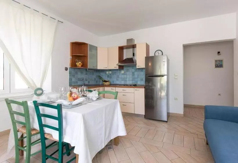 Apartments Ivona