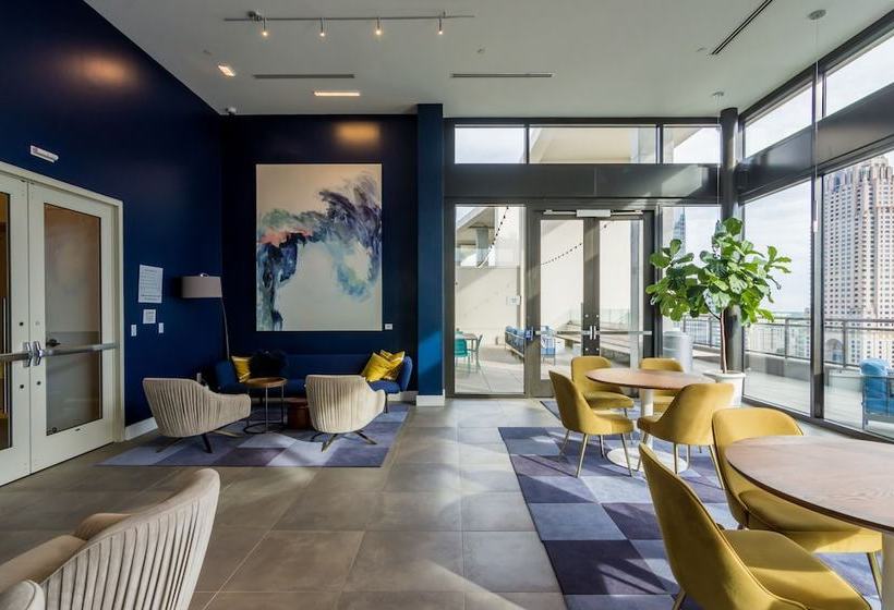 Chic Collection By No On Peachtree