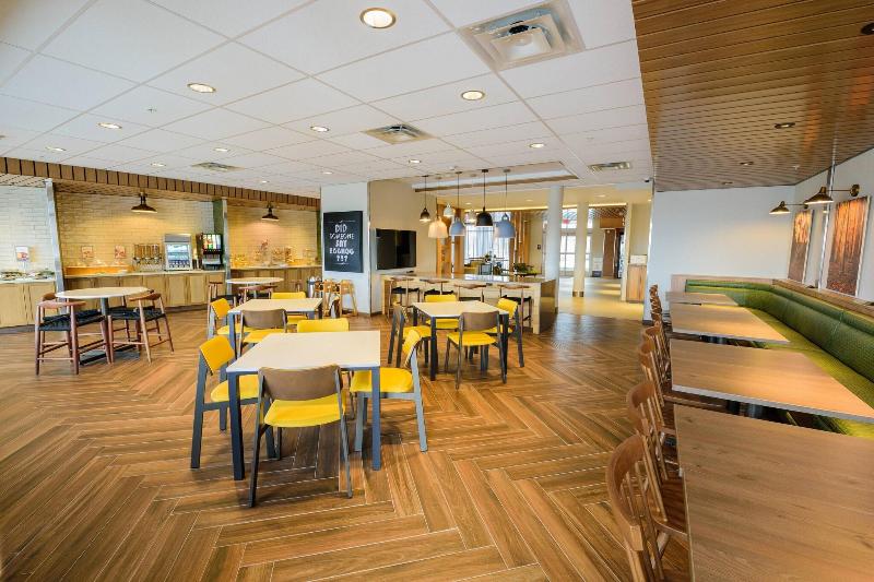 Отель Fairfield Inn & Suites Scranton Montage Mountain