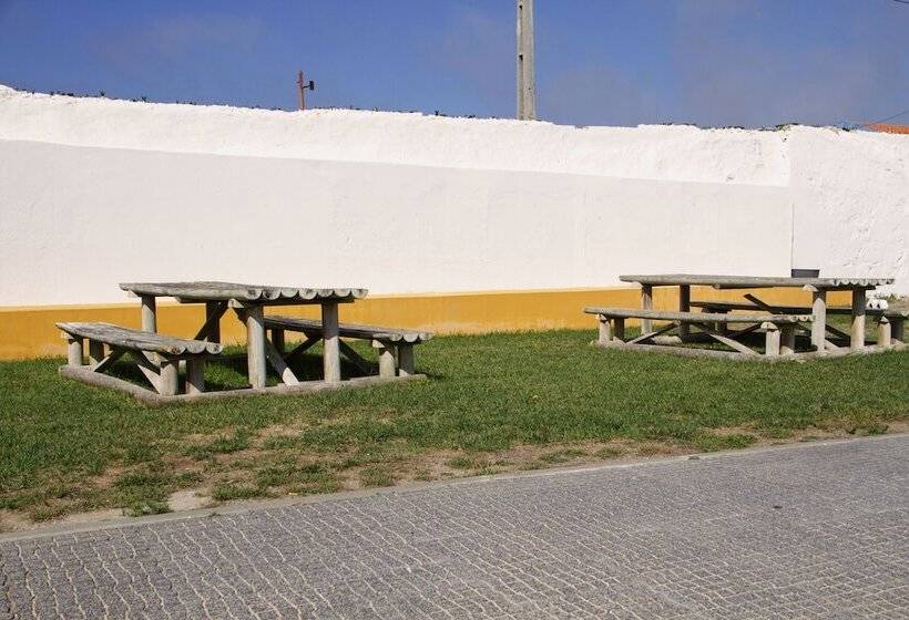 هتل Penichepraia Bungalows, Campers & Spa