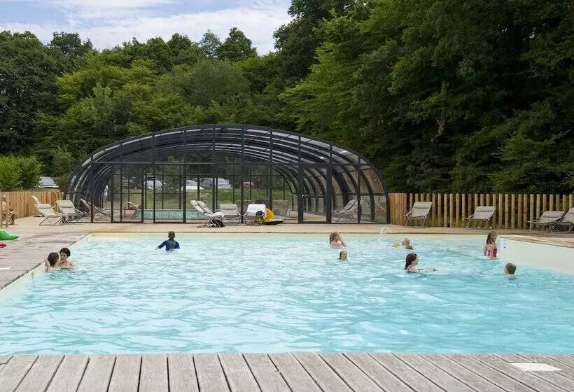 ホテル Village Huttopia Senonches