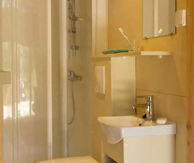 ホテル Village Huttopia Senonches