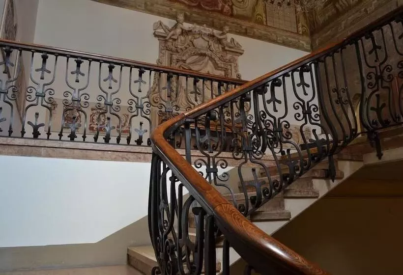 Palazzo Arrivabene B&b