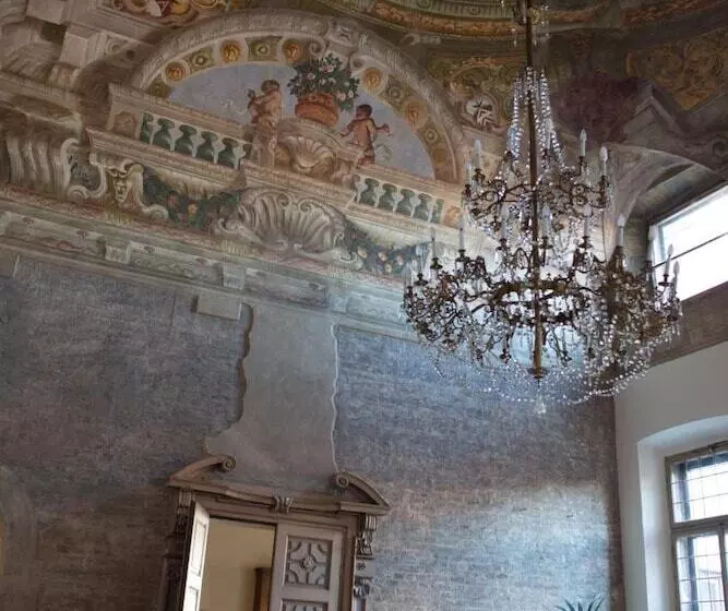 Palazzo Arrivabene B&b