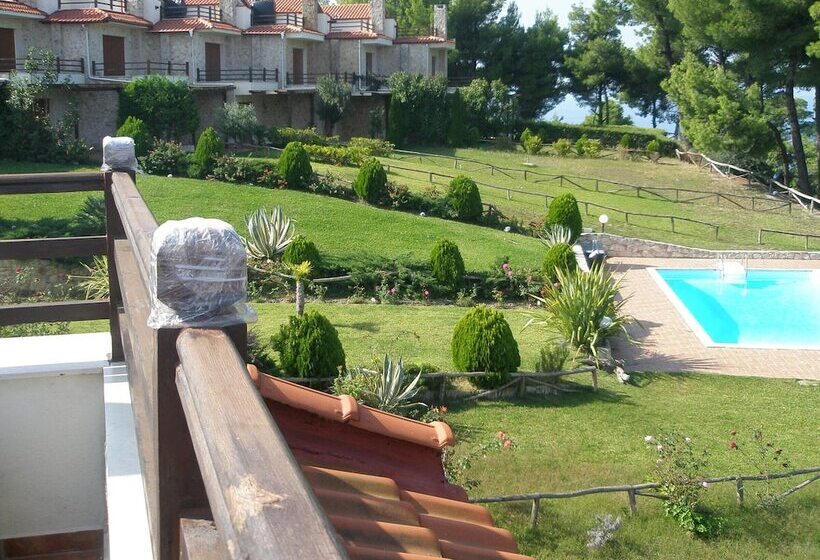 Beachside Haven, Poolside Serenity & Sunset Magic