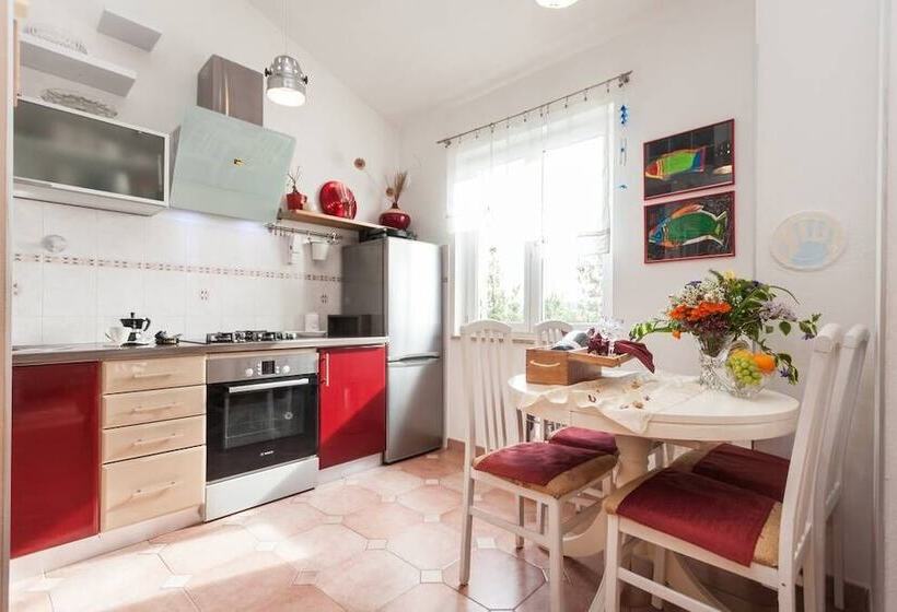 Apartment Lucija 2 With Unique Details