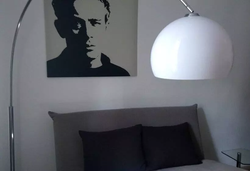 Ferienwohnung Jenaer Strasse