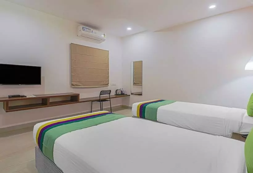 ホテル Treebo Yc Grand Boutique, Electronic City