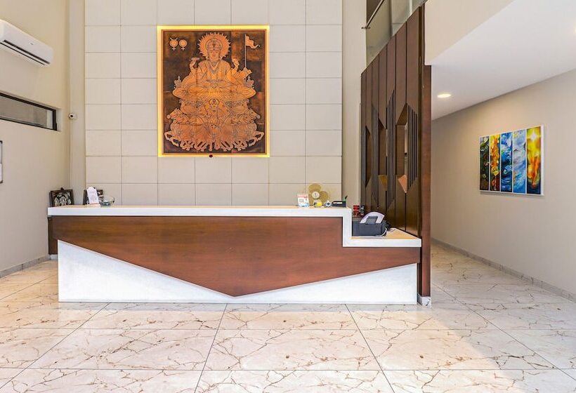 فندق Treebo Yc Grand Boutique, Electronic City