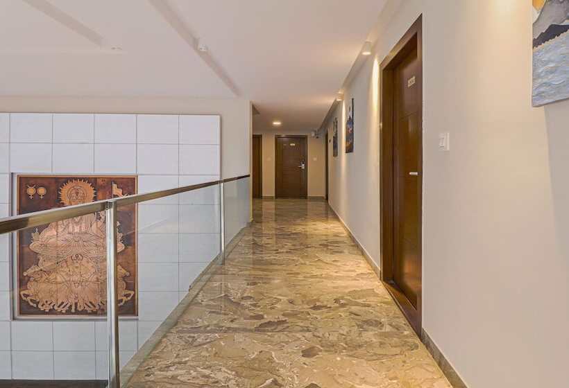 فندق Treebo Yc Grand Boutique, Electronic City