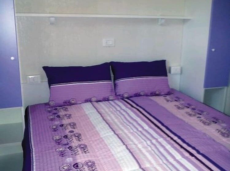 בית מלון כפרי Victoria Mobilehome By Ville Degli Ulivi