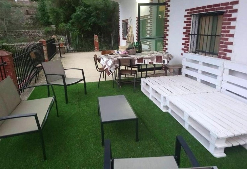 Cozy House In Simat Mountain View