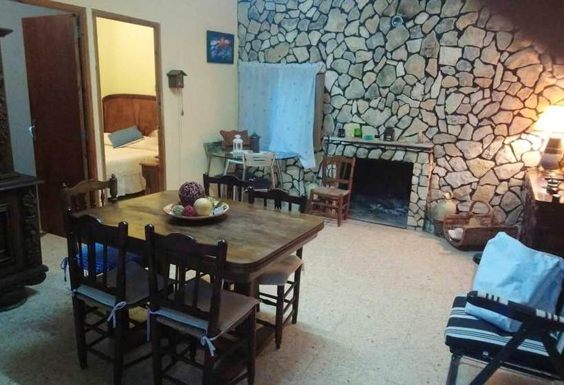 Cozy House In Simat Mountain View