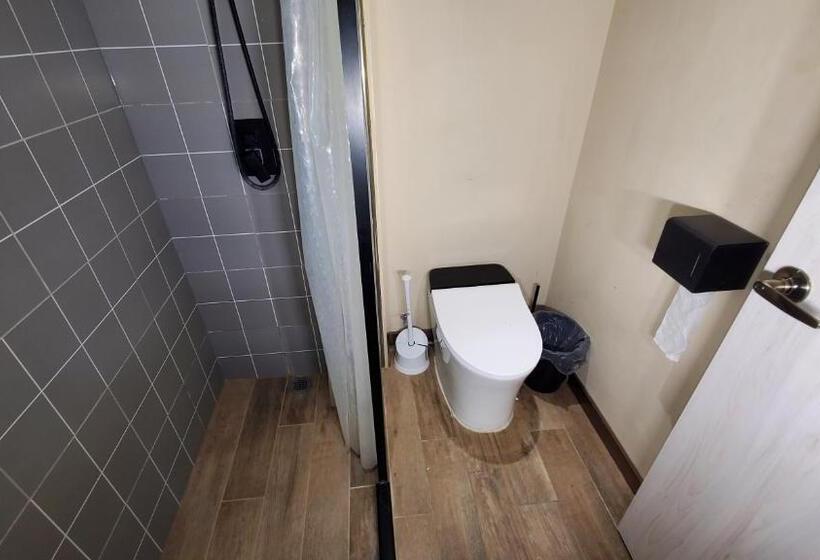 モーテル American Inn