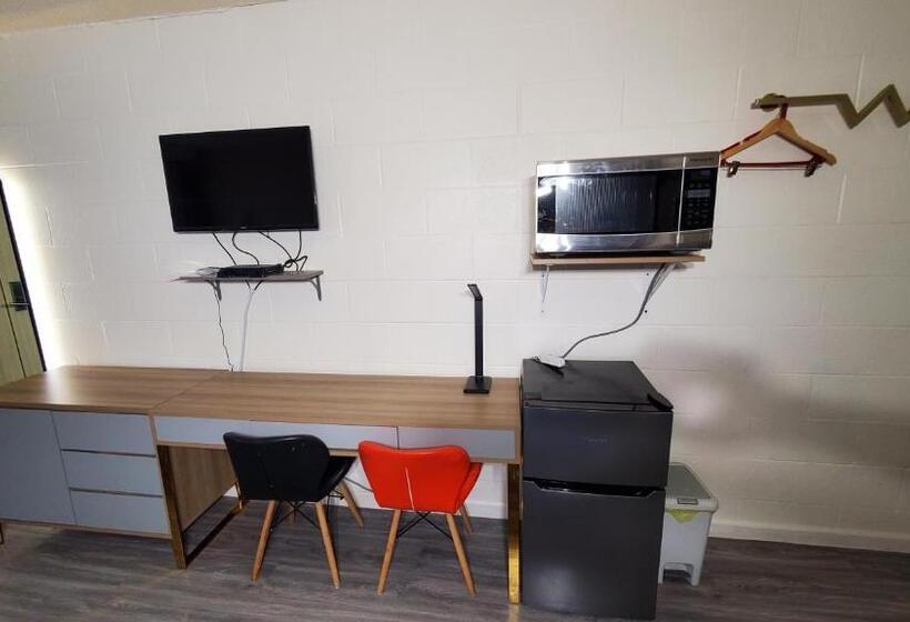 モーテル American Inn