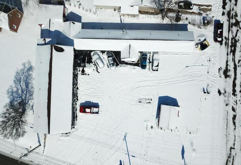 モーテル American Inn