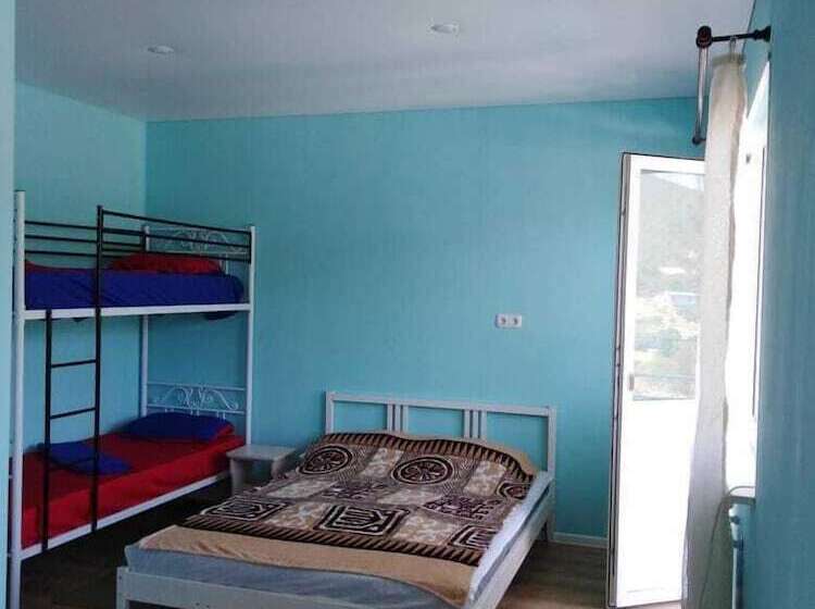 Pensjonat Vishnevui Rai Guest House