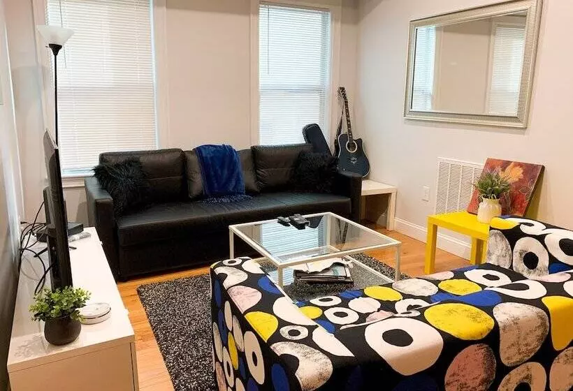 Stunning 3bd/3ba In Jamaica Plain Near The Trains #2