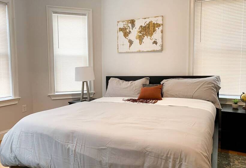 Stunning 3bd/3ba In Jamaica Plain Near The Trains #2