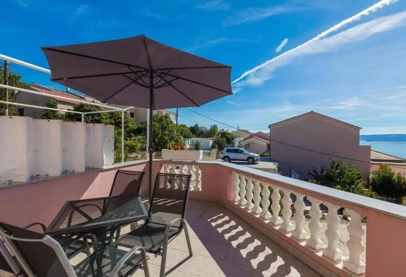 Apartments Lucija