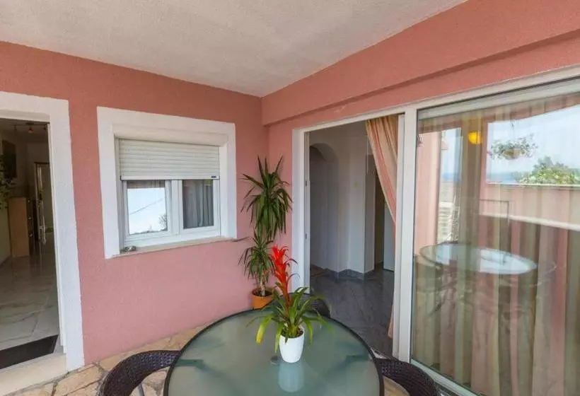 Apartments Lucija