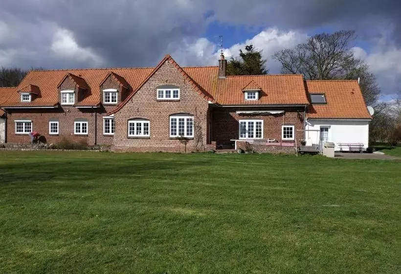 تختخواب و صبحانه Le Manoir Du Meldick