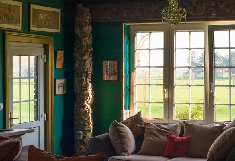 تختخواب و صبحانه Le Manoir Du Meldick