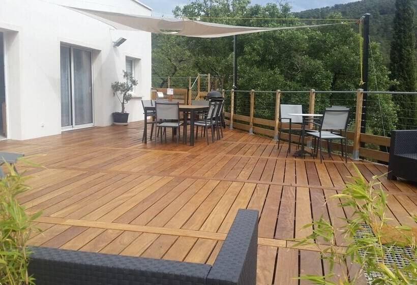 مبيت وإفطار Les Chambres De Toucas