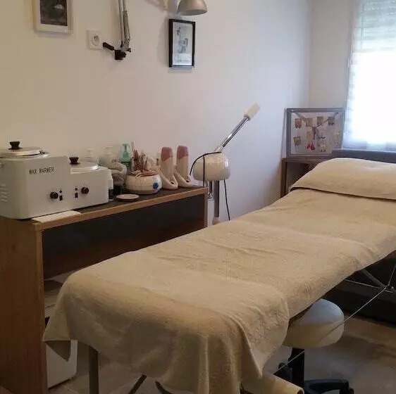 ベッドアンドブレックファースト Les Chambres De Toucas